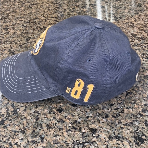 Marquette Golden Eagles cap. - Picture 2 of 4